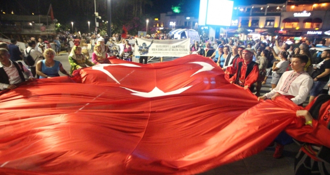 Bodrum Sokakları Halk Oyunları İle Şenlendi