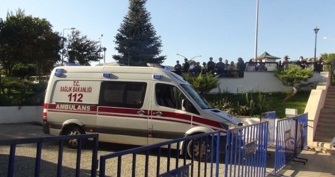 Pınar G&uuml;ltekin Cinayeti Davasında Sanığın Annesi Bayıldı