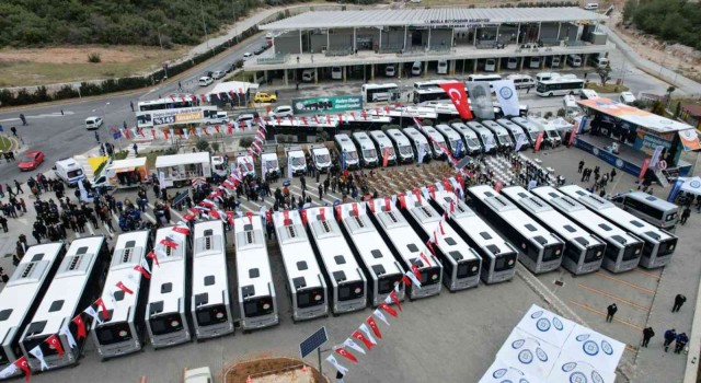 90 yeni otobüs hizmet girdi