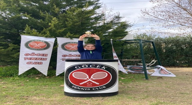 Milaslı sporcular tenisteki başarılarıyla gururlandırdı
