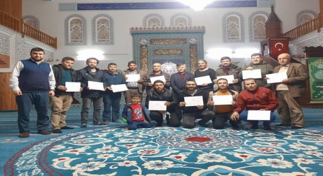 Köyceğizde vatandaşlar Kuran-ı Kerimi öğrenmenin mutluluğunu yaşadılar