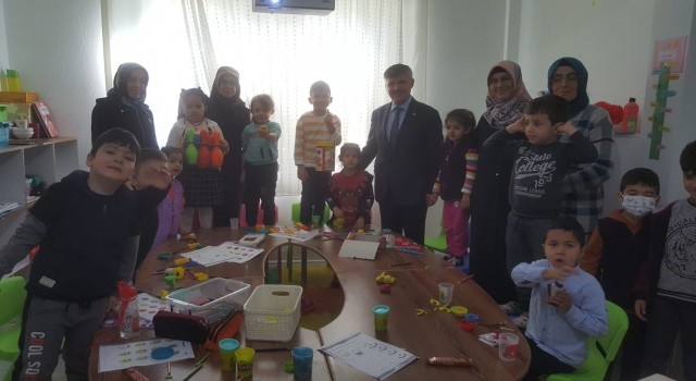 Köyceğizde Kuran kursu minikleri sevindirildi