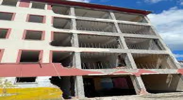 Lise binası tadilat ve onarım işi yaptırılacaktır