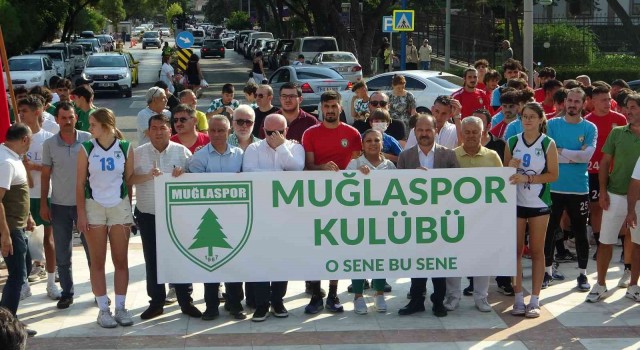 Muğlaspor yeni sezona şehir turu atarak başladı