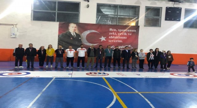 Köyceğizde öğretmenler arasında Floor Curling turnuvası yapıldı