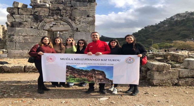 Muğlada üniversite öğrencileri tarihi ve doğal güzellikleri keşfetti