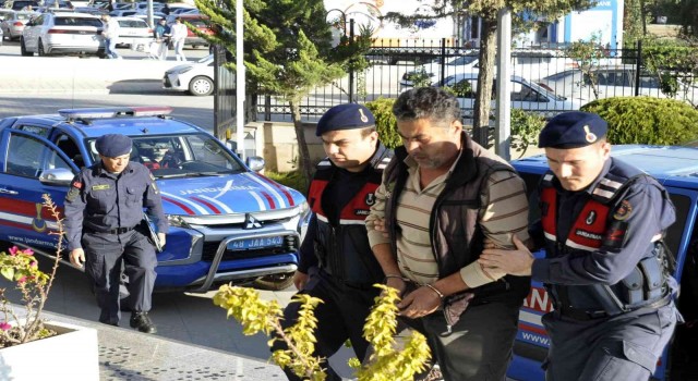 Kahvehanede oyun oynadığı arkadaşını öldüren kişi tutuklandı