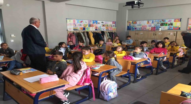 Aksuda 289 depremzede öğrenci okula başladı
