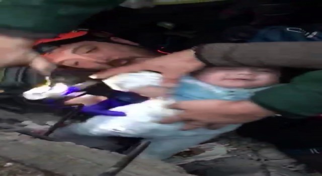 Gaziantepte 4 aylık Duru bebek enkazdan sağ çıkarıldı