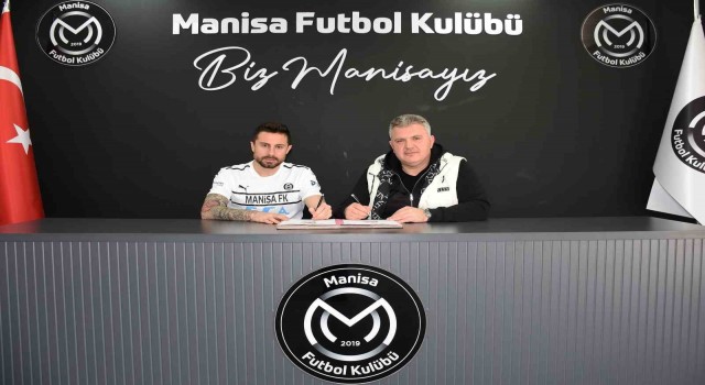 Manisa FK, Hatayspordan Kaan Kanakı renklerine bağladı
