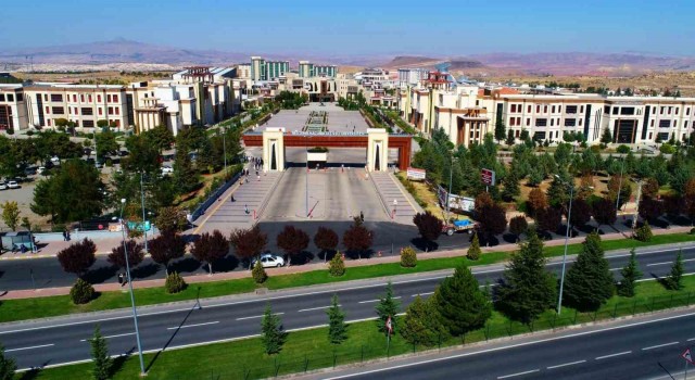 NEVÜde 2 profesör ataması yapıldı
