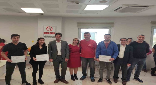 Köyceğiz Devlet Hastanesinden deprem bölgesinde gönüllü çalışan personele teşekkür