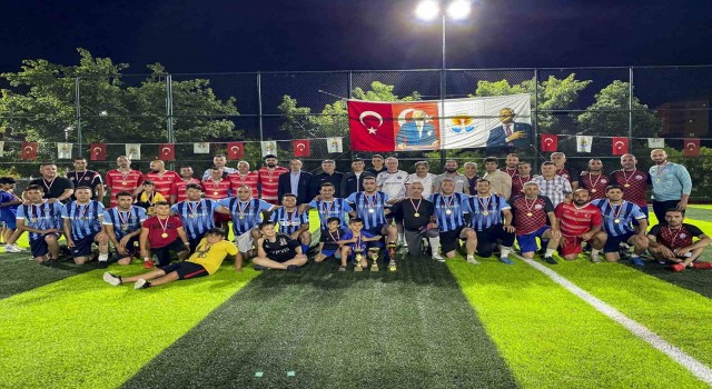 Adana Büyükşehir Belediyesi Cumhuriyet Futbol Turnuvası sona verdi