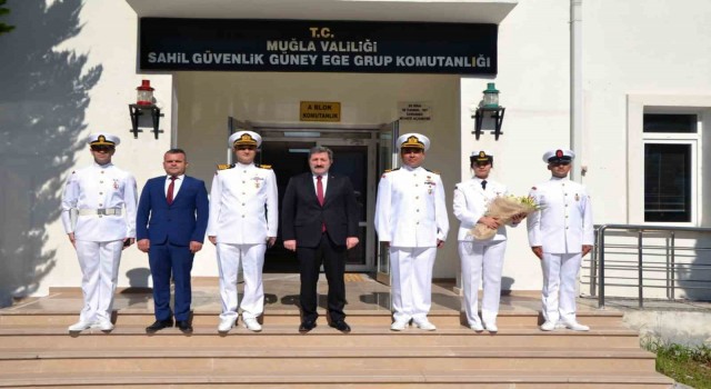 Vali Tavlıdan Sahil Güvenlik Komutanlığına kutlama ziyareti