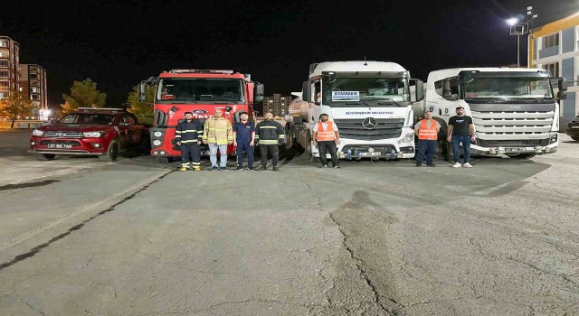 Diyarbakırdan Hataydaki yangına araç ve personel desteği