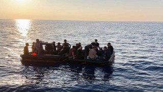 Dalamanda 63 düzensiz göçmen kurtarıldı
