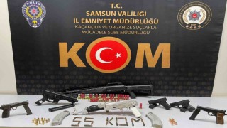 Samsunda silah operasyonunda 1 Kalaşnikof ve 5 tabanca ele geçirildi: 2 gözaltı