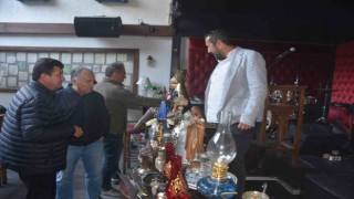 Bodrumda düzenlenen müzayedeye ünlü akını