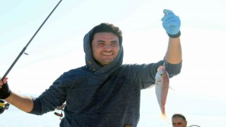 Muğlada olta balıkçılığı alanları dışında avlanmak yasak