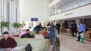 Nevruz kutlamaları için bin 400 İranlı turist Marmarise gelmeye başladı