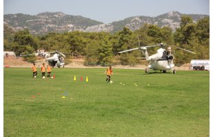 SPORCULARA HELİKOPTER ENGELİ